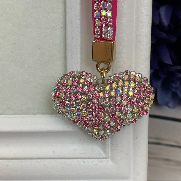 Chic Multicolor Pink Crystal & Leather Heart Keychain - Picture 3 of 11
